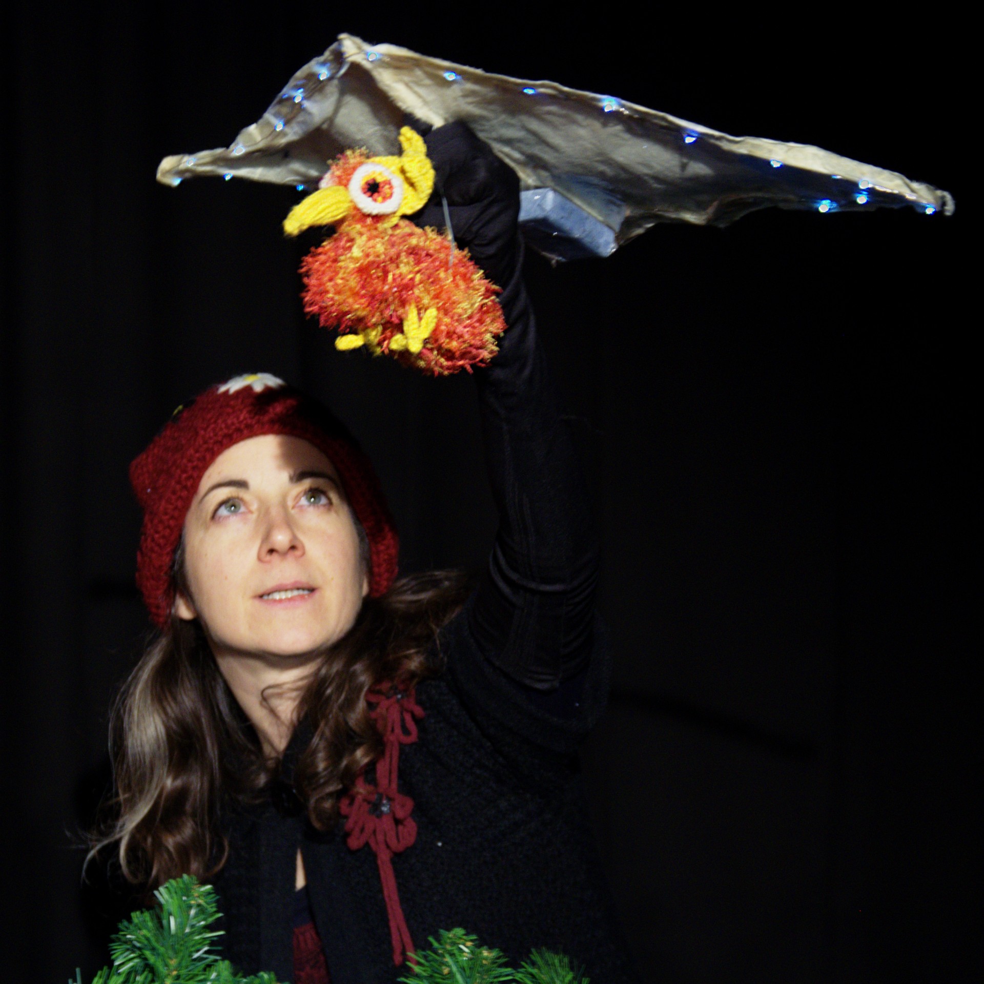 Image de l'évènement Spectacle « Colchique, les aventures d’une poule au pôle », par la Air Brouette Cie (prog village de Noël)